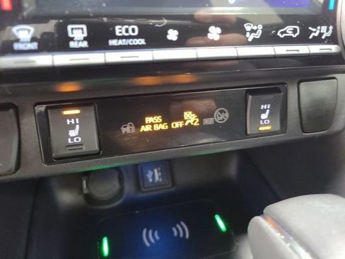 Used 2024 Toyota RAV4 XSE AWD/4WD image 36