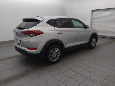 Used 2018 Hyundai Tucson SE image 10