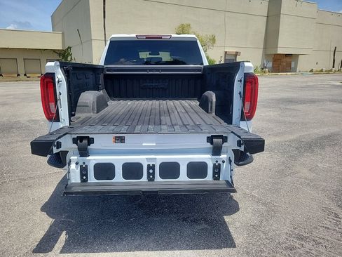 Used 2023 GMC Sierra 1500 AT4 AWD/4WD image 9