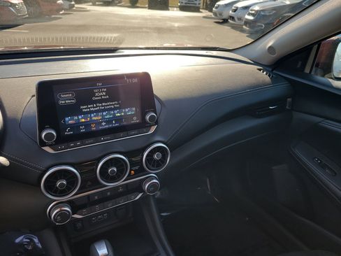 Used 2024 Nissan Sentra SV image 19