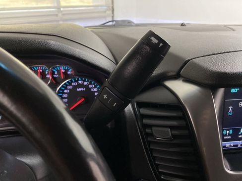 Used 2018 Chevrolet Tahoe Premier image 25