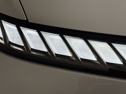 New 2026 INFINITI QX80 SPORT w/ Sport Exterior Package image 41