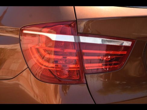 Used 2017 BMW X3 xDrive28i AWD/4WD image 45