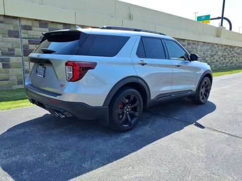 Used 2020 Ford Explorer ST w/ ST Street Pack AWD/4WD image 11