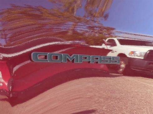 Used 2022 Jeep Compass Trailhawk image 13