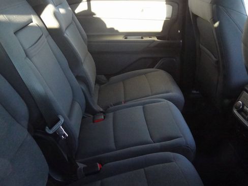 Certified 2025 Ford Explorer Active image 11