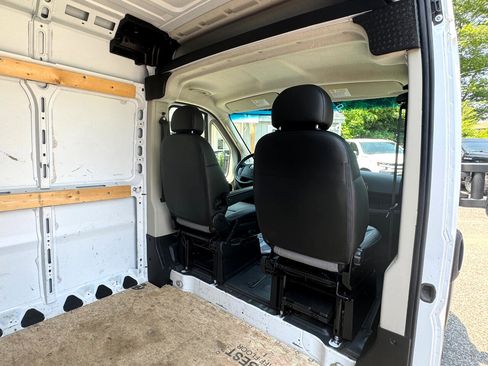 Used 2021 RAM ProMaster 2500 image 29