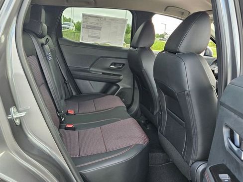 Used 2025 Nissan Kicks SR image 15