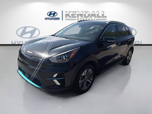 Used 2022 Kia Niro EX FWD image 3