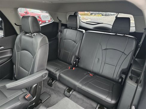 Used 2020 Buick Enclave Avenir w/ Avenir Technology Package image 27