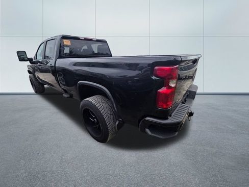 Used 2024 Chevrolet Silverado 2500 Custom w/ Custom Value Package AWD/4WD image 6