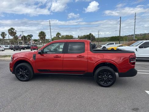 Used 2024 Ford Maverick Lariat w/ Black Appearance Package image 4
