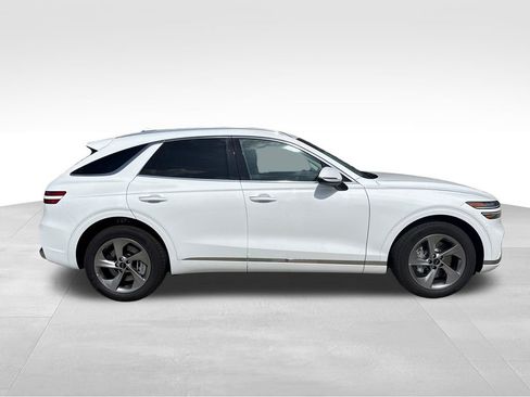 New 2026 Genesis GV70 2.5T Select AWD/4WD image 4