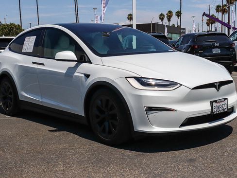 Used 2022 Tesla Model X AWD/4WD image 3