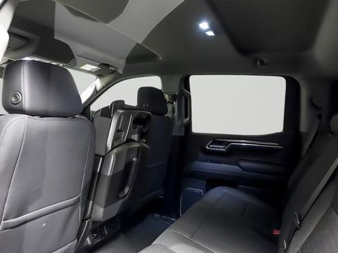 Used 2022 Chevrolet Silverado 1500 LT Trail Boss w/ Protection Package image 11