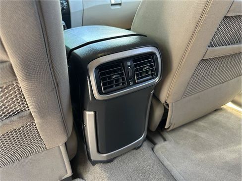 Used 2008 Toyota 4Runner SR5 AWD/4WD image 17