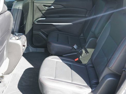 Used 2025 Chevrolet Traverse Z71 AWD/4WD image 19