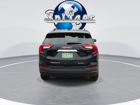 Used 2023 GMC Terrain SLE w/ Driver Convenience Package image 8