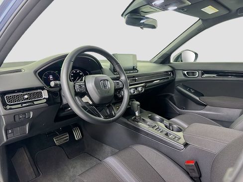 Used 2025 Honda Civic Sport image 8