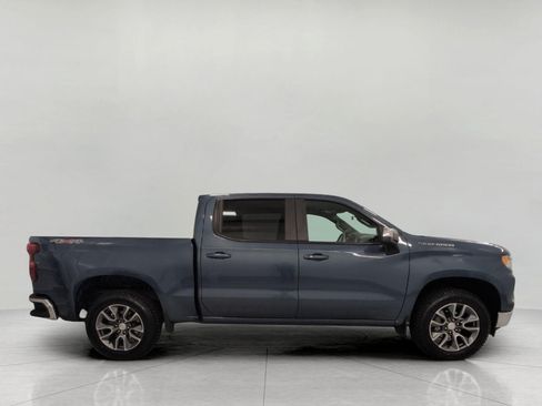 Used 2024 Chevrolet Silverado 1500 LT AWD/4WD image 11