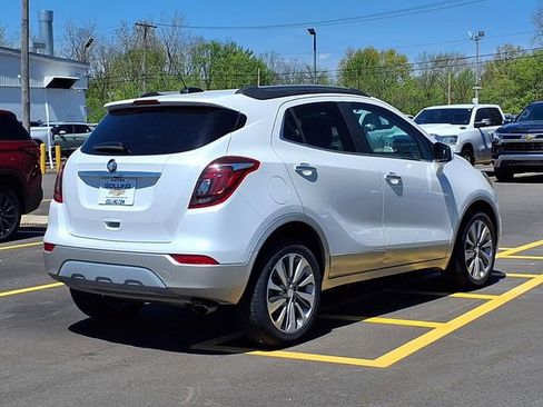 Certified 2020 Buick Encore Preferred FWD image 2