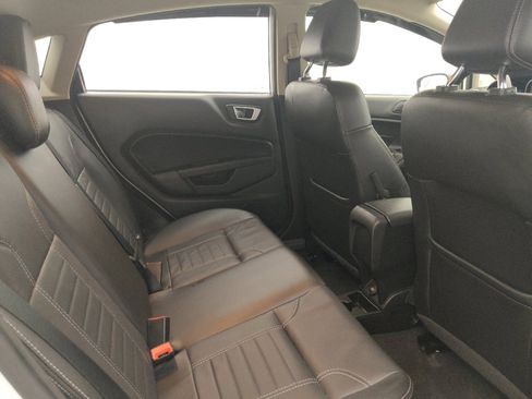 Used 2016 Ford Fiesta Titanium image 19