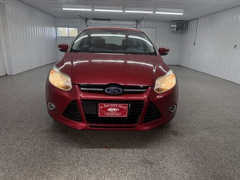 Used 2012 Ford Focus SEL image 2