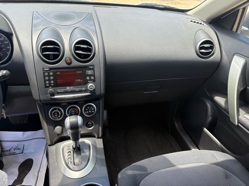 Used 2011 Nissan Rogue SV FWD image 51