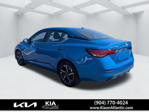 Used 2025 Nissan Sentra SV FWD image 5