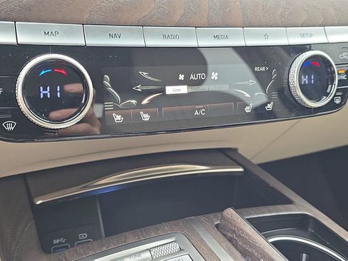 Used 2022 Genesis G80 2.5T w/ Advanced Package RWD image 24