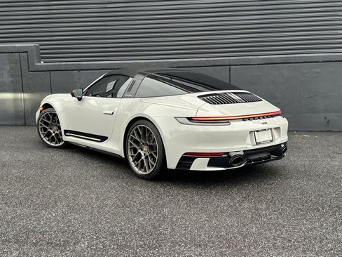 Certified 2022 Porsche 911 Targa 4S image 8