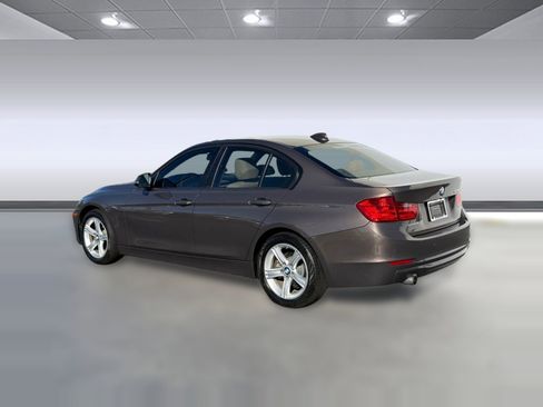Used 2014 BMW 320i Sedan image 3