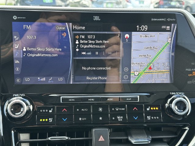 Used 2021 Toyota Highlander Platinum AWD/4WD image 21