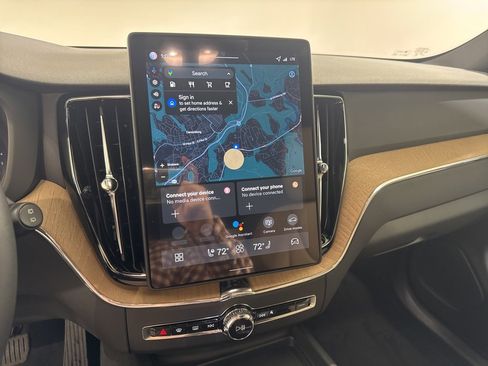 New 2026 Volvo XC60 B5 Plus w/ Protection Package Premier image 13