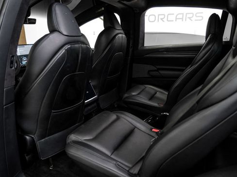 Used 2024 Tesla Model X AWD/4WD image 35