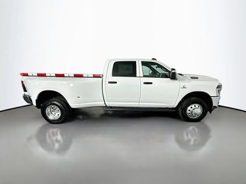 New 2026 RAM 3500 Tradesman AWD/4WD image 8