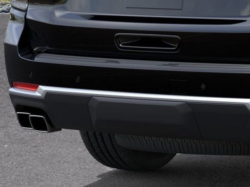 New 2026 Chevrolet Suburban High Country AWD/4WD image 14