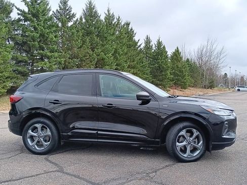 Used 2023 Ford Escape ST-Line w/ Tech Pack #1 AWD/4WD image 23