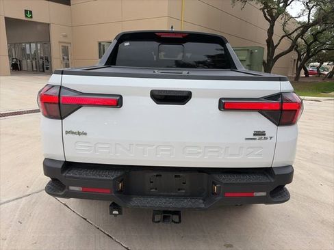 Used 2023 Hyundai Santa Cruz SEL Premium AWD/4WD image 3