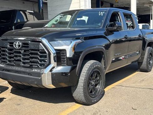 Used 2022 Toyota Tundra SR5 w/ TRD Off-Road Premium Package image 2