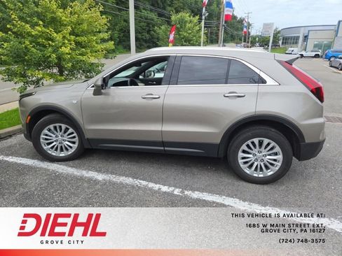 Used 2024 Cadillac XT4 Luxury w/ Cold Weather Package AWD/4WD image 1