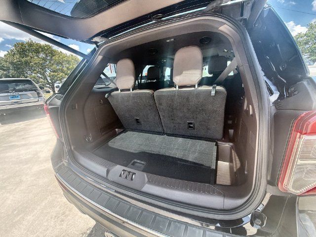 Used 2022 Ford Explorer King Ranch w/ Technology Package AWD/4WD image 25