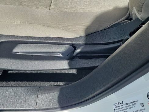 Certified 2025 Honda Accord LX image 17