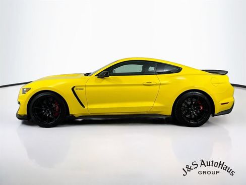 Used 2018 Ford Mustang Shelby GT350 w/ Electronics Package RWD image 4