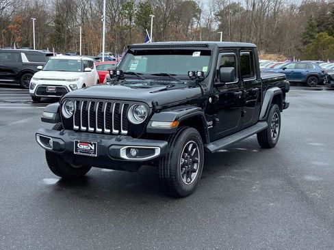 Used 2022 Jeep Gladiator Overland w/ Popular Equipment Package image 7