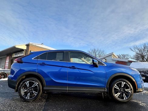 Used 2023 Mitsubishi Eclipse Cross SE image 9