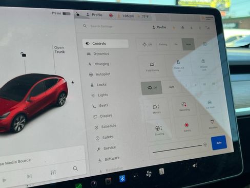 Used 2021 Tesla Model Y Long Range image 47