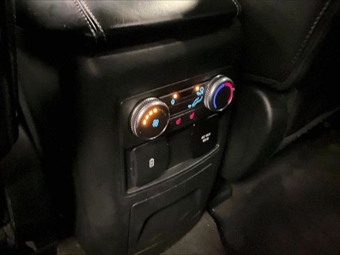 Certified 2022 Ford Explorer Limited w/ Limited Technology Package image 33