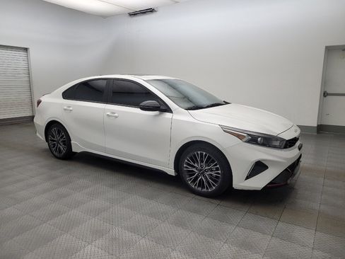 Used 2023 Kia Forte GT-Line w/ GT-Line Premium Package FWD image 11