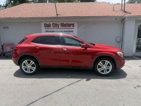 Used 2015 Mercedes-Benz GLA 250 4MATIC image 4